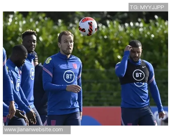 克里斯坦特坚定信心意大利全力备战明年三月世预赛