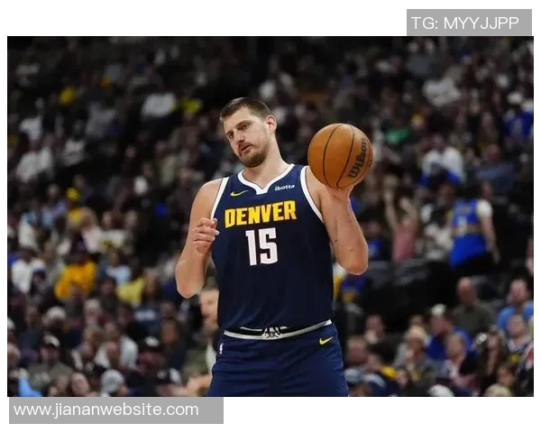 卡尔盛赞约基奇第六季MVP表现称其为篮球历史顶尖球员之一