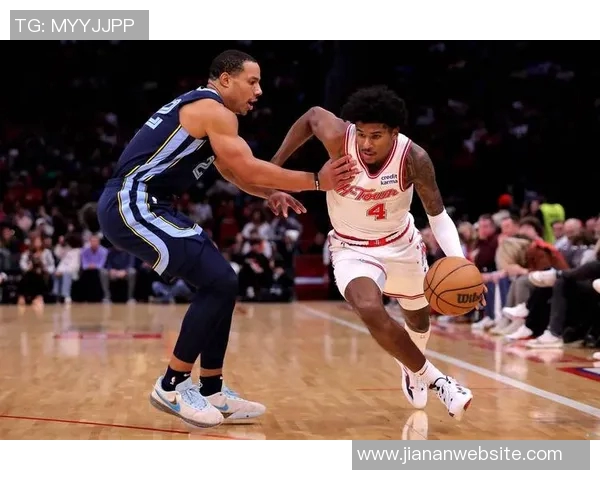 杰伦格林开季仅出战15场遭遇伤病困扰连续两季全勤的他何以如此脆弱