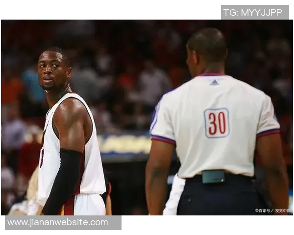 爵士训练营热闹非凡德隆韦德携手出镜贝利乐福同场助阵